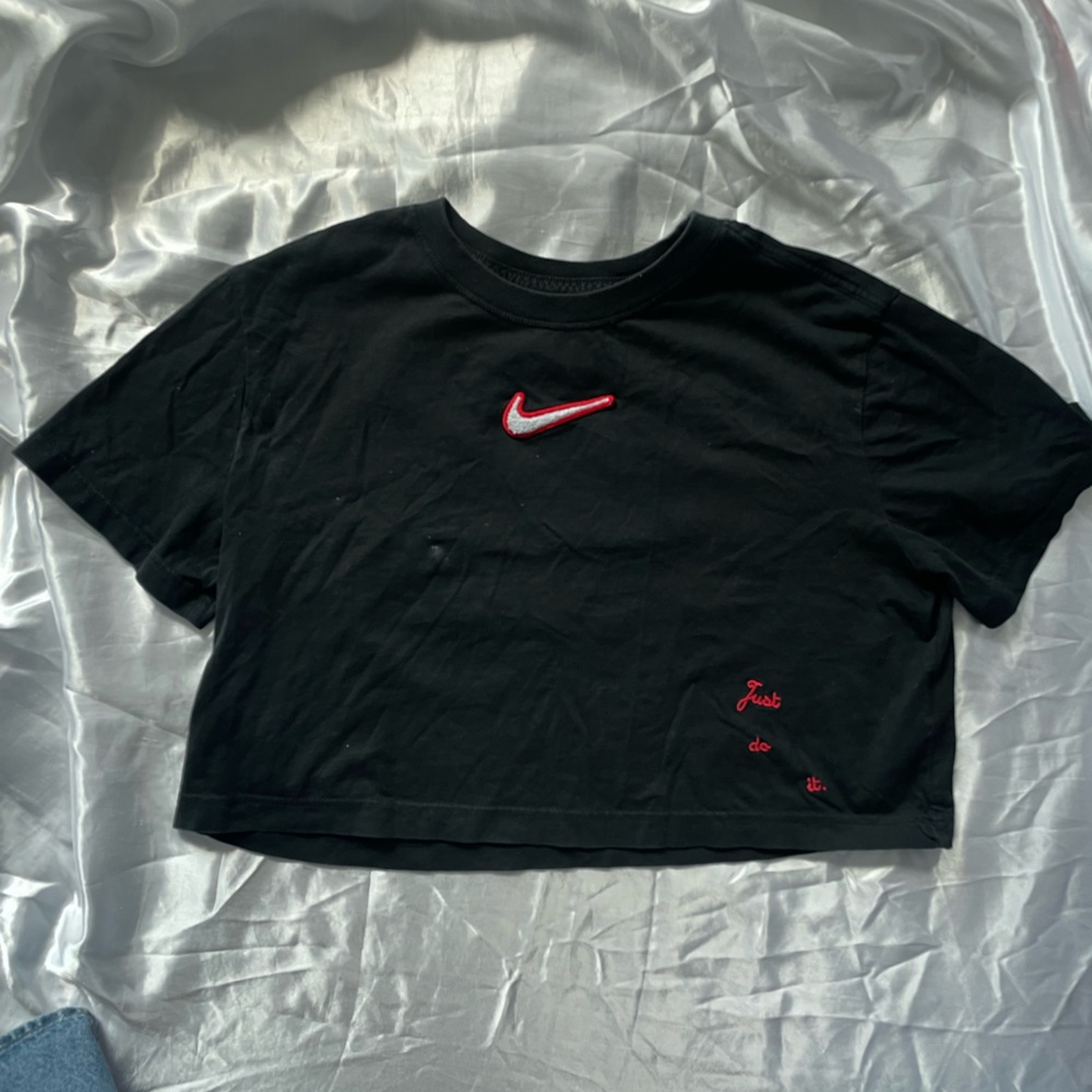Black Nike Limited Edition Lips Crop Tshirt, Size: S